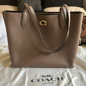 Coach Willow tote bag